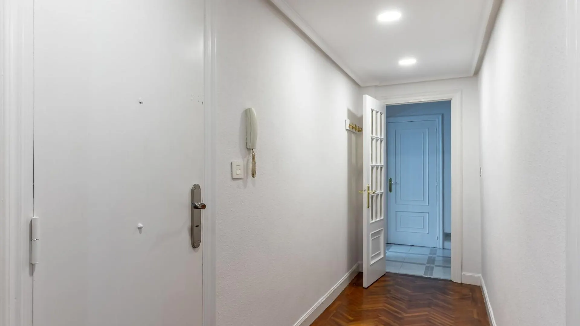 Charming 4 Double Bed Steps From The Old Town Apartment Bilbao